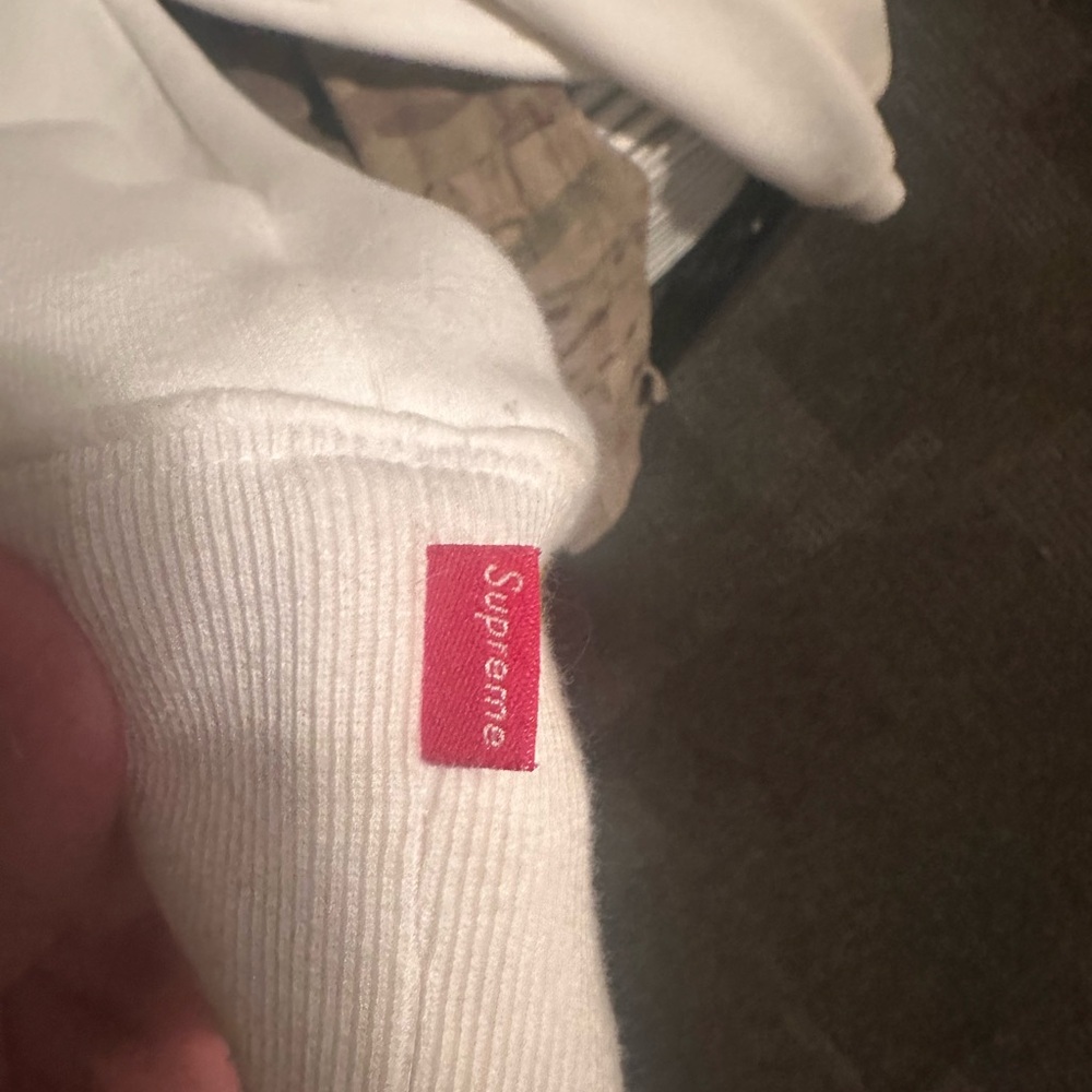 SUPREME x Jordan Hoodie - Picture 3 of 3